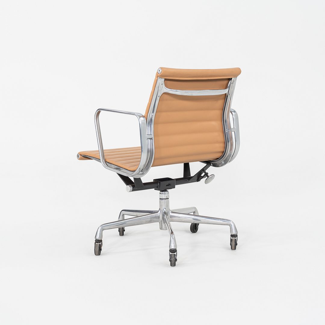 Aluminum Group Management Chair, Model EA335