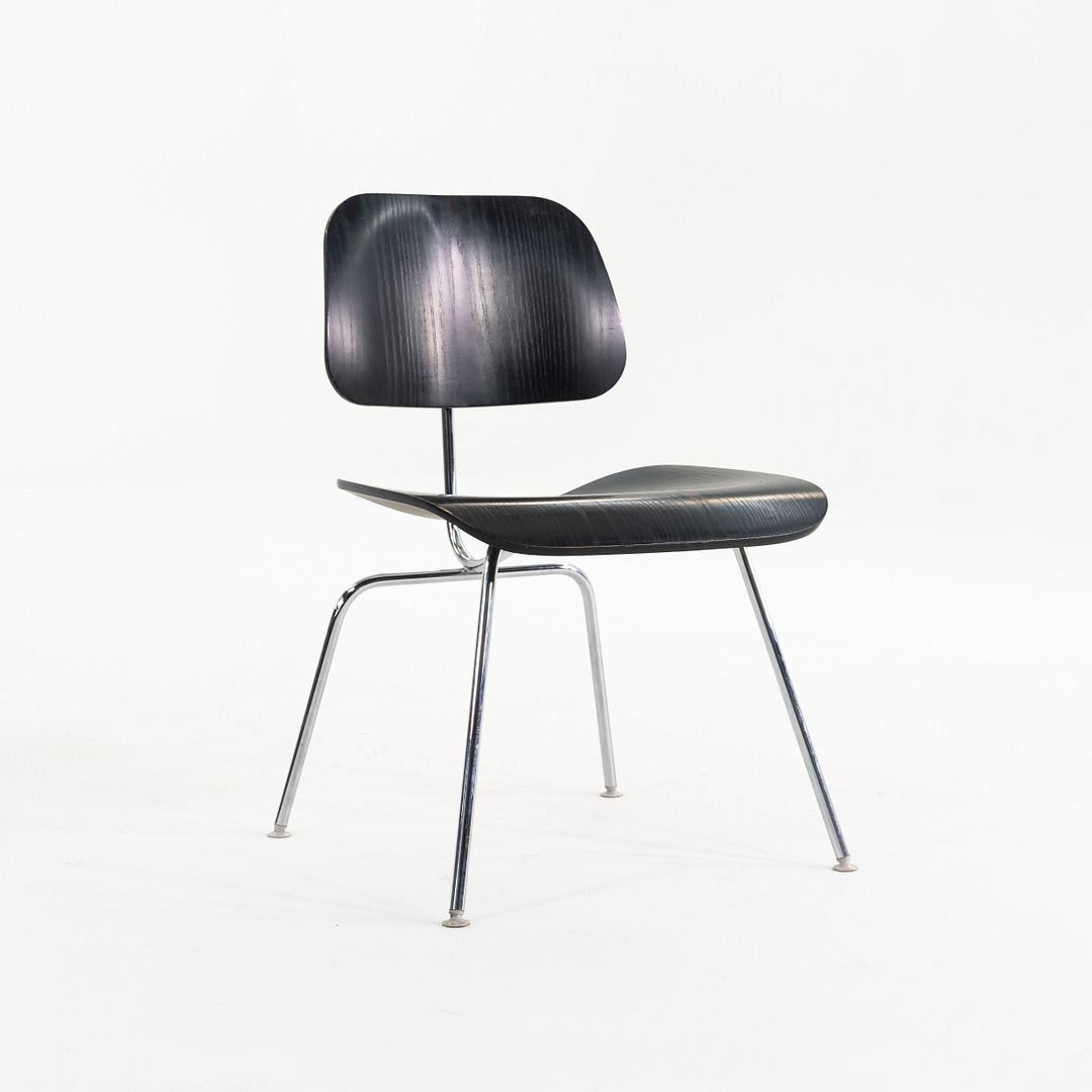 DCM Chair
