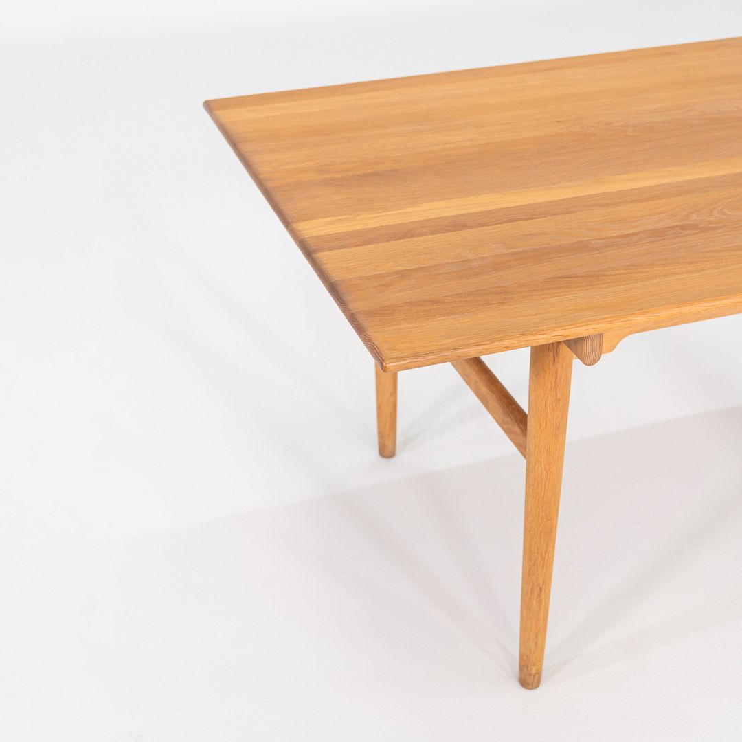 CH327 Dining Table