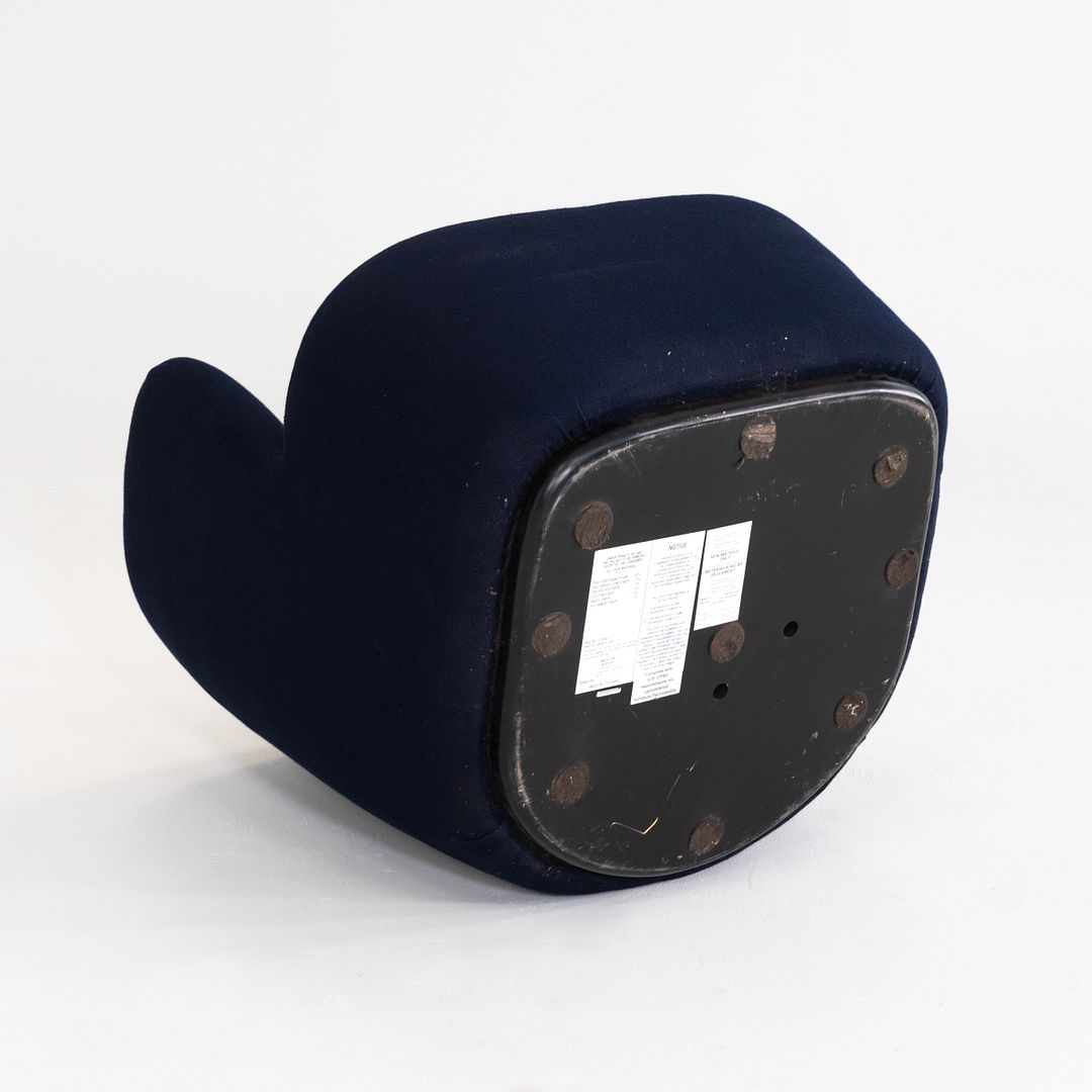 Stay Lounge Chair