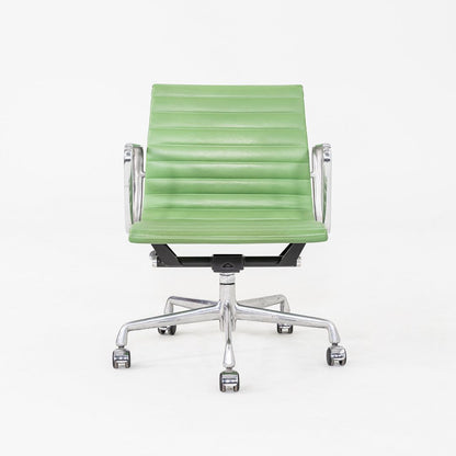 Aluminum Group Management Desk Chair, Model EA335