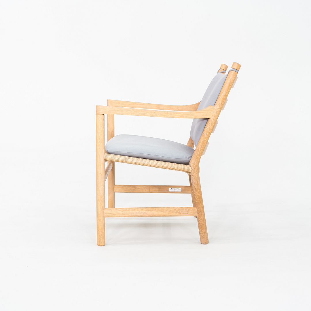 CH44 Ladderback Lounge Chair
