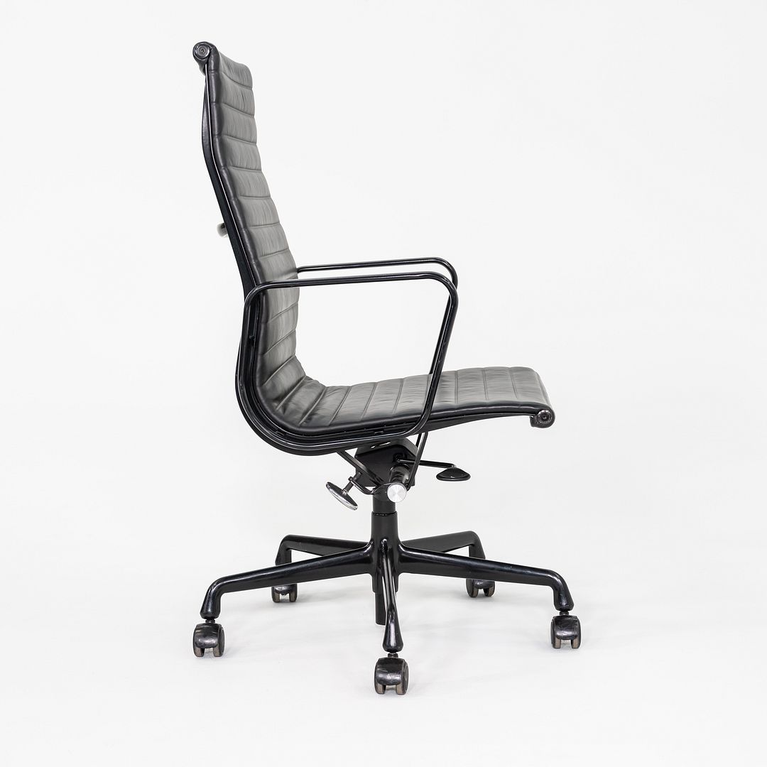Aluminum Group Executive Desk Chair, EA337