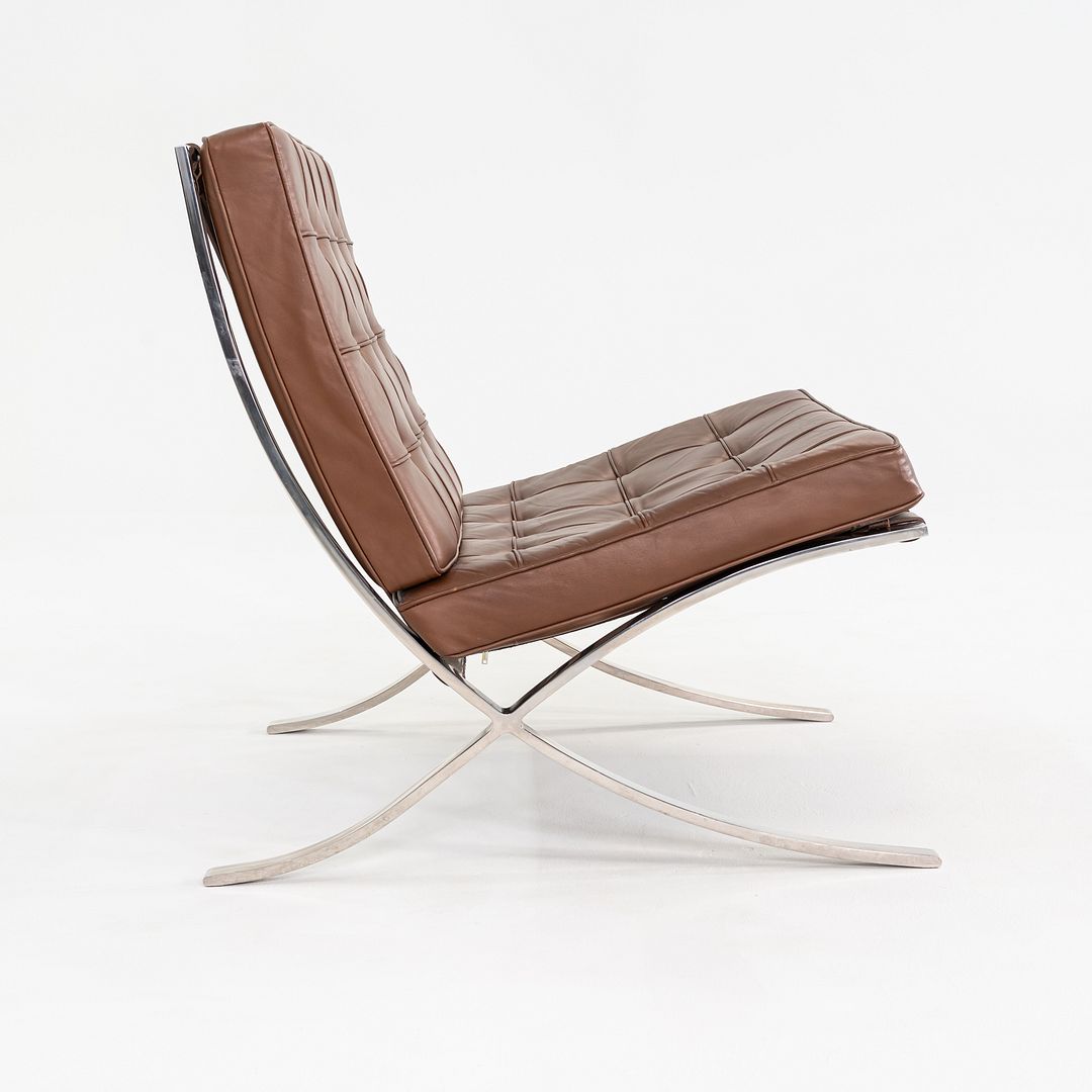 Barcelona Chair, Model 250LS