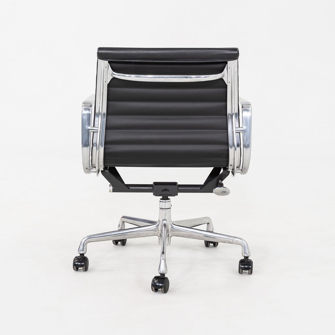 Aluminum Group Management Desk Chair, Model EA335