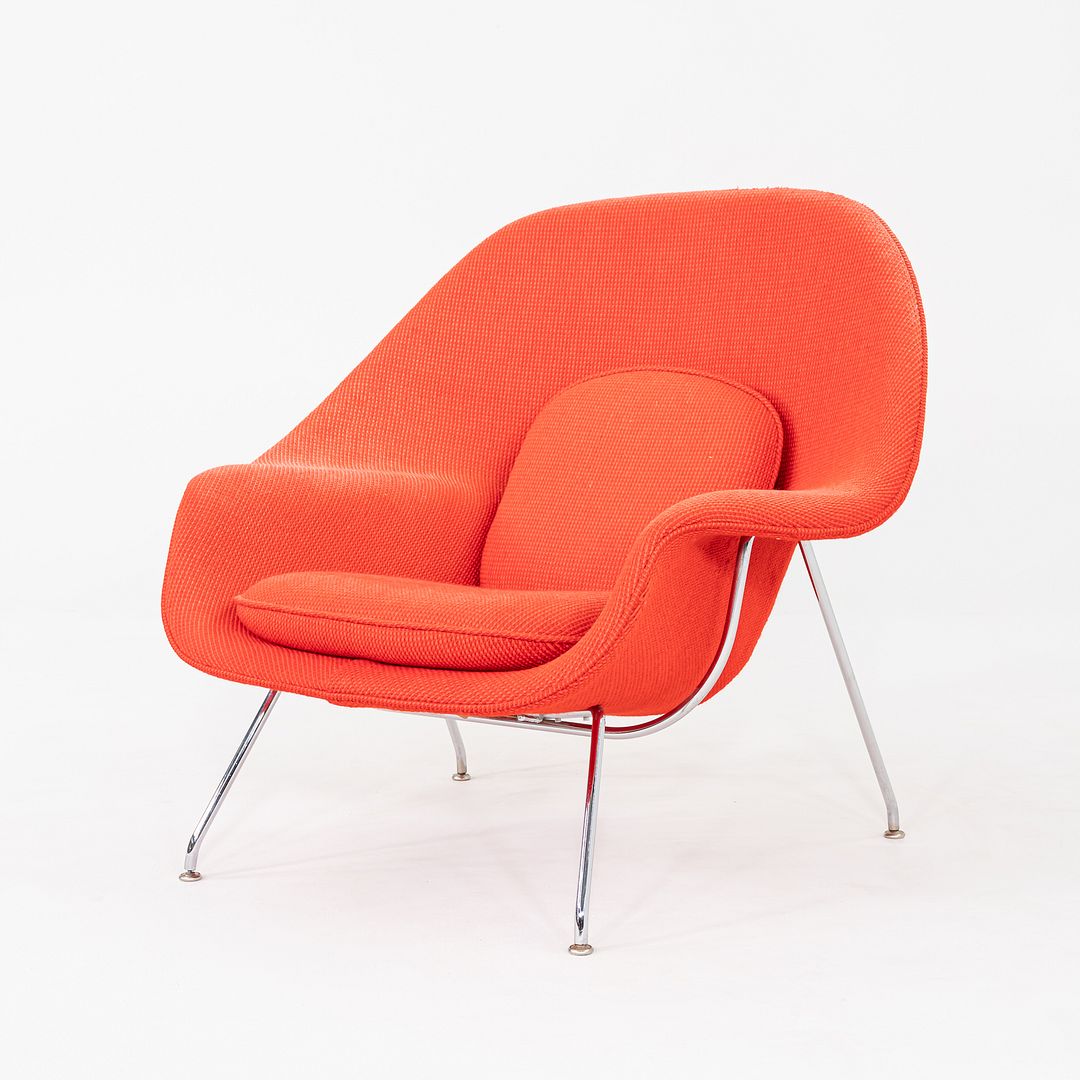 Womb Lounge Chair and Ottoman