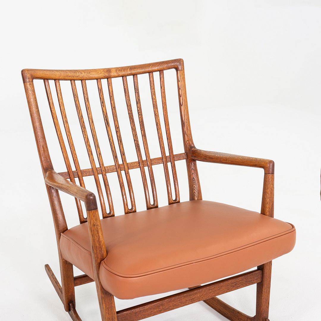 ML-33 Rocking Chair