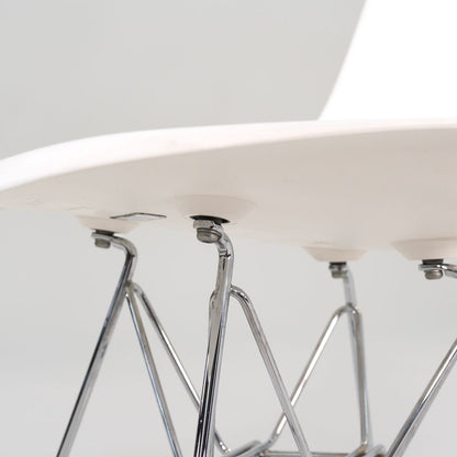 DSR Chair
