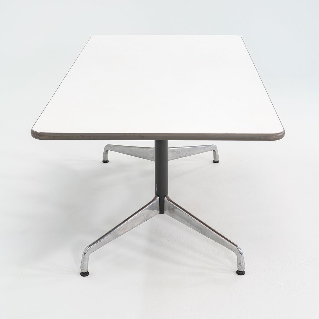 Segmented Conference Table, Model ET143