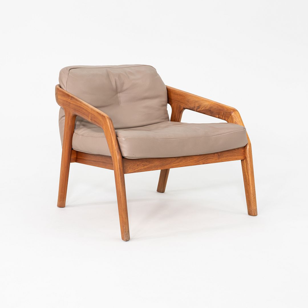 Friday 1 Lounge Chair