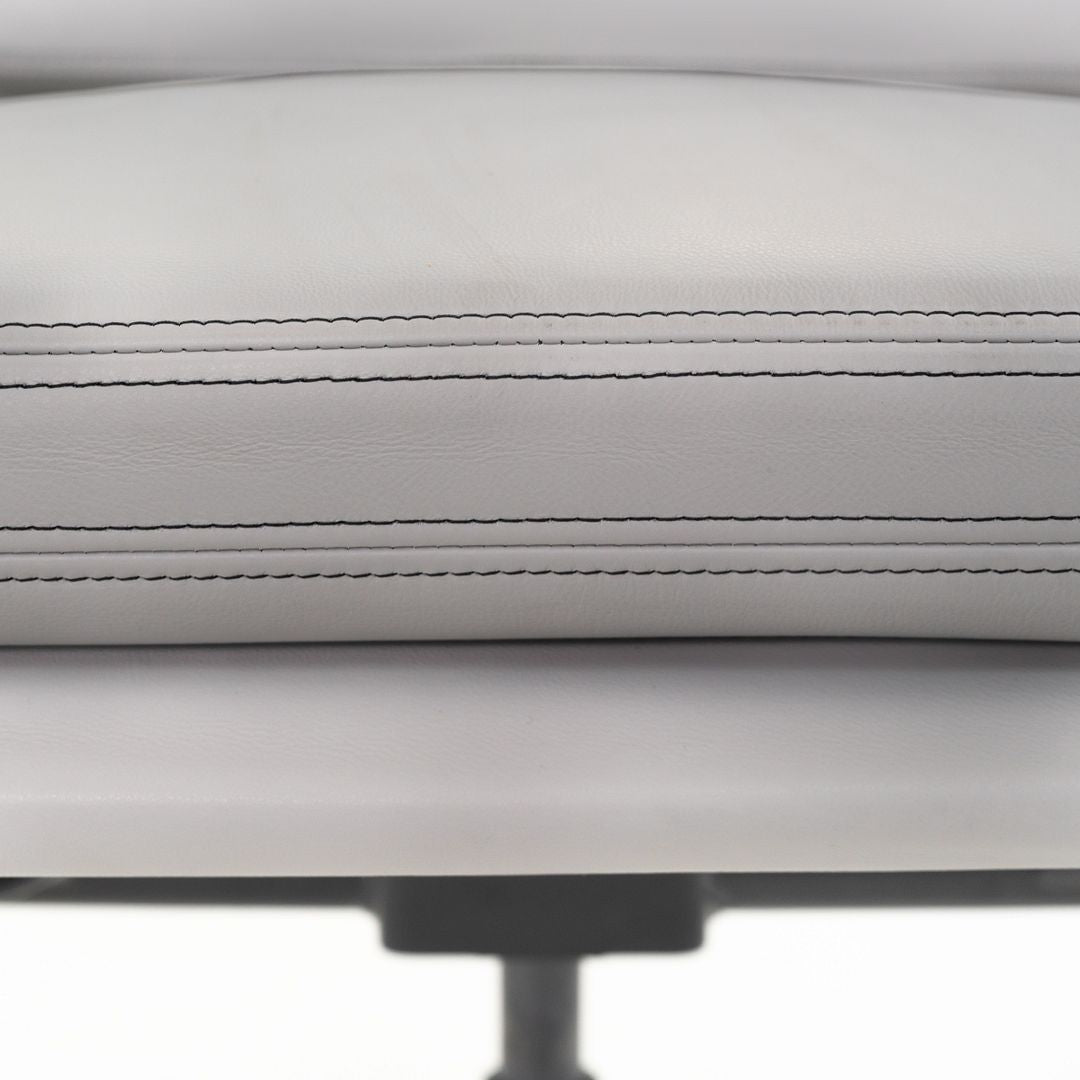 Eames Soft Pad Management Desk Chair, EA435