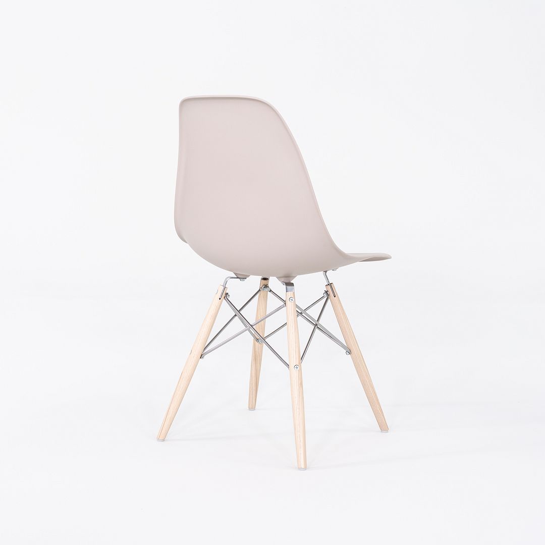 DSW Side Chair with Dowel Base