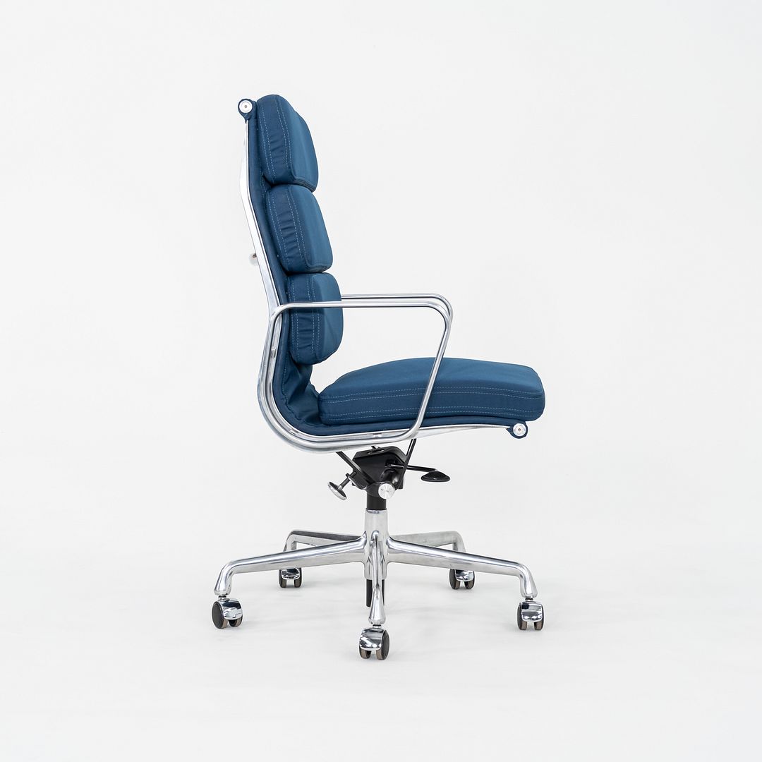 Soft Pad Executive Chair, Model EA437