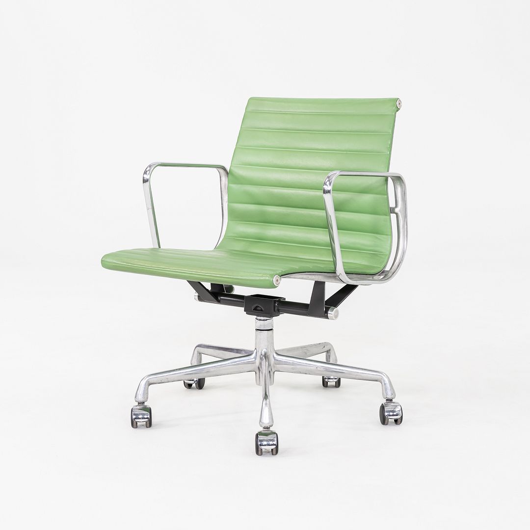 Aluminum Group Management Desk Chair, Model EA335
