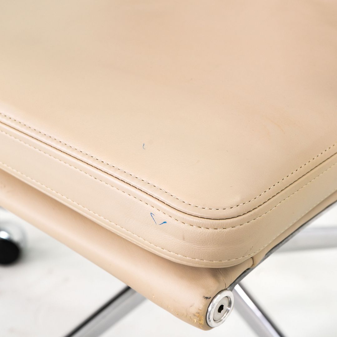 Eames Aluminum Group Soft Pad Management Desk Chair, Model EA435