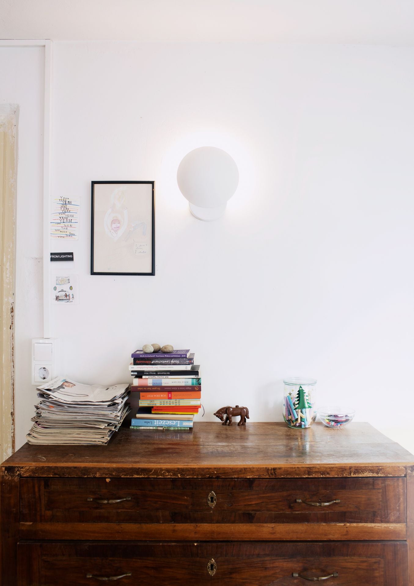 AB-02 Wall Lamp