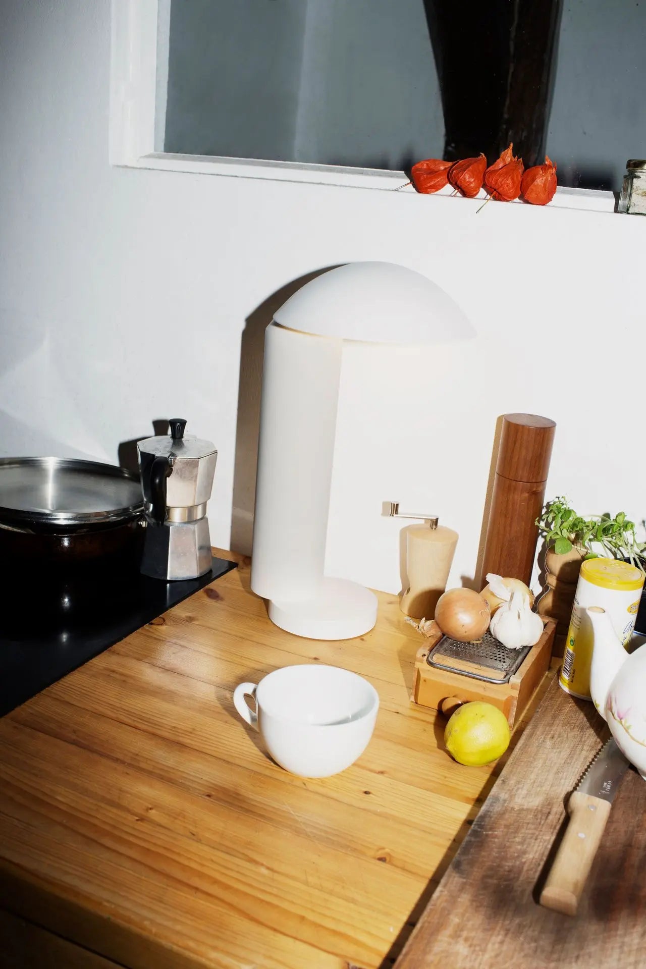Abyss Table Lamp