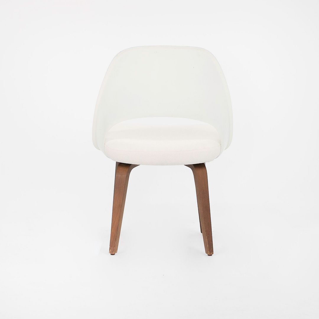 Saarinen Executive Side Chair with Fiberglass Back and Wood Legs, Model 72C