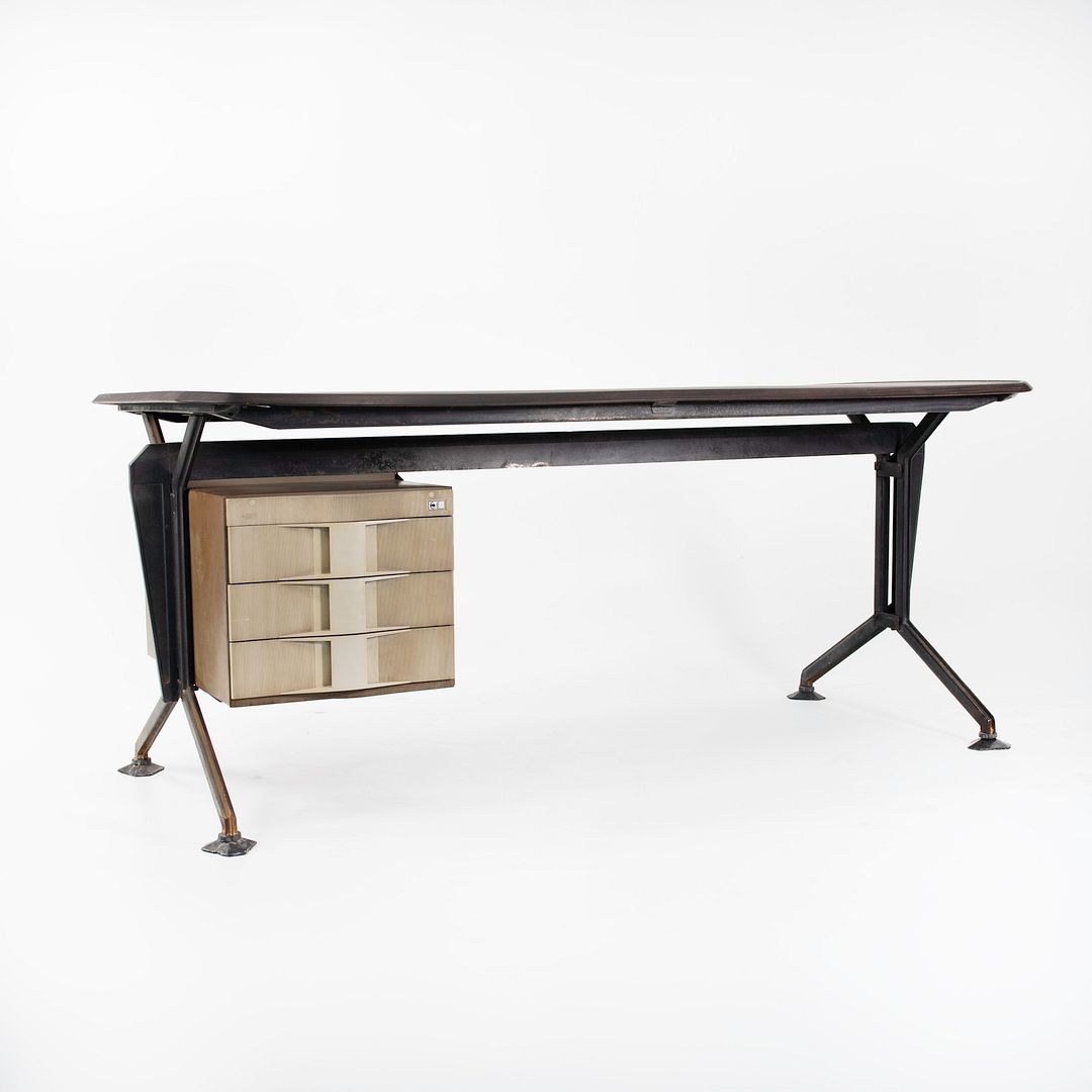 Arco Office Desk