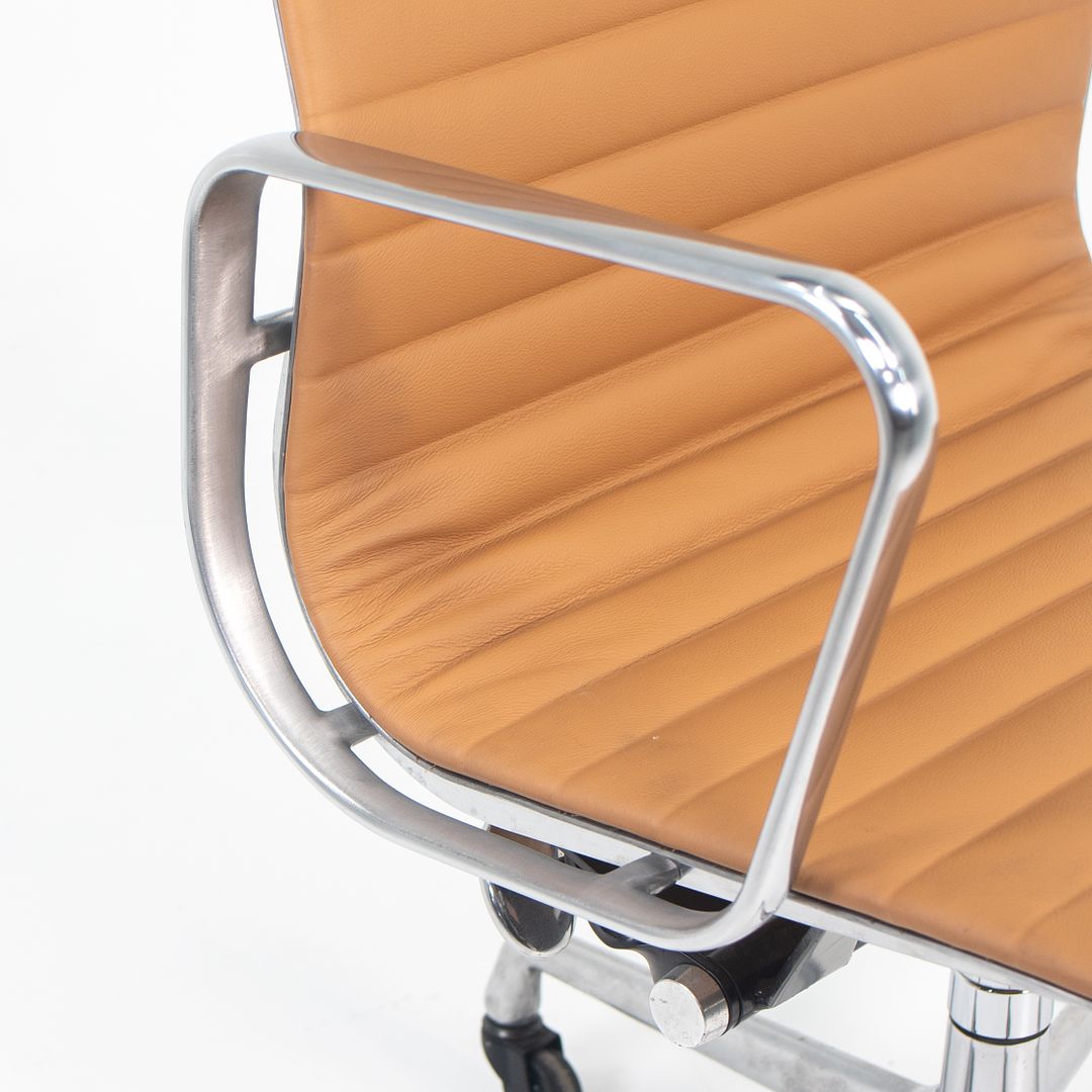 Eames Aluminum Group Management Chair