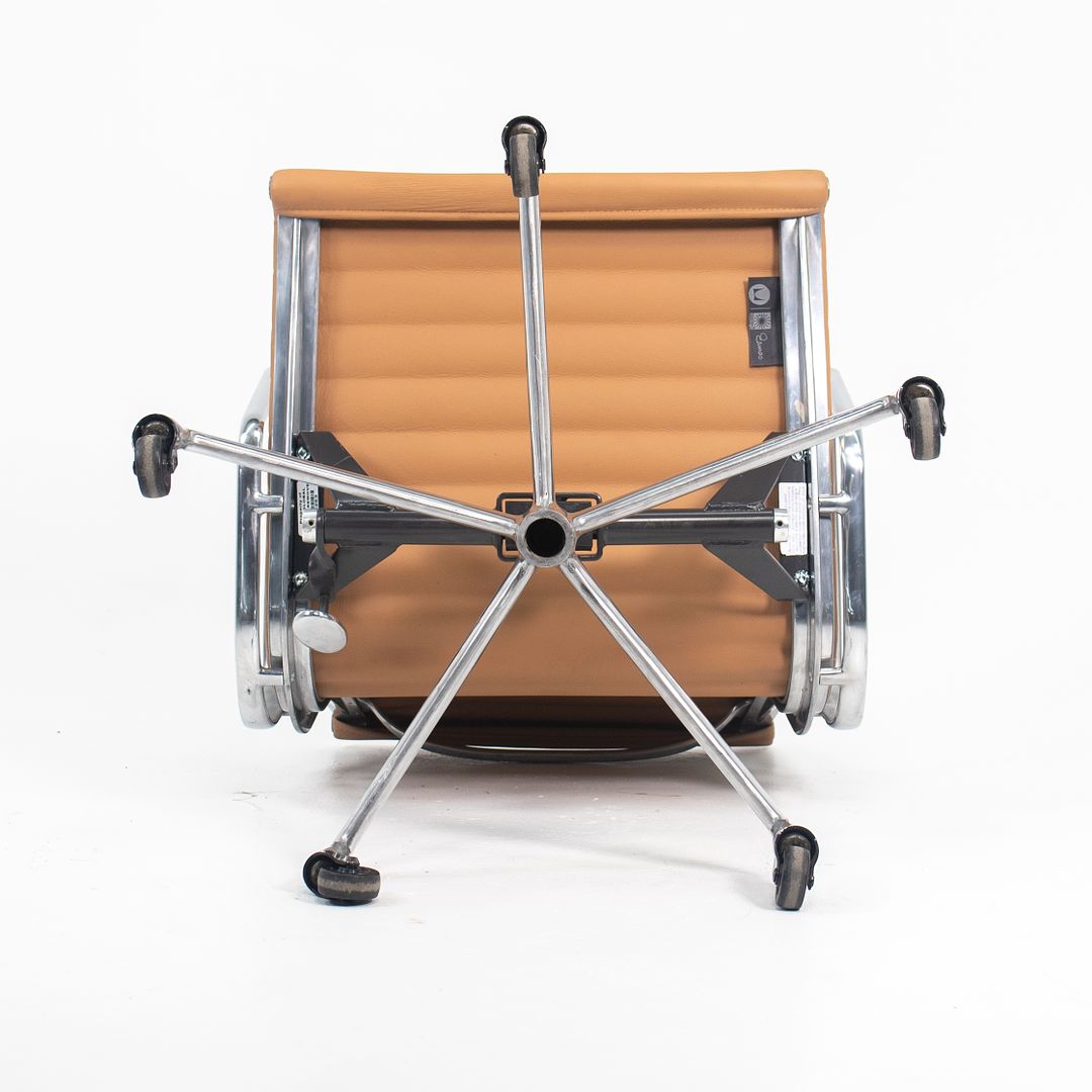 Eames Aluminum Group Management Chair