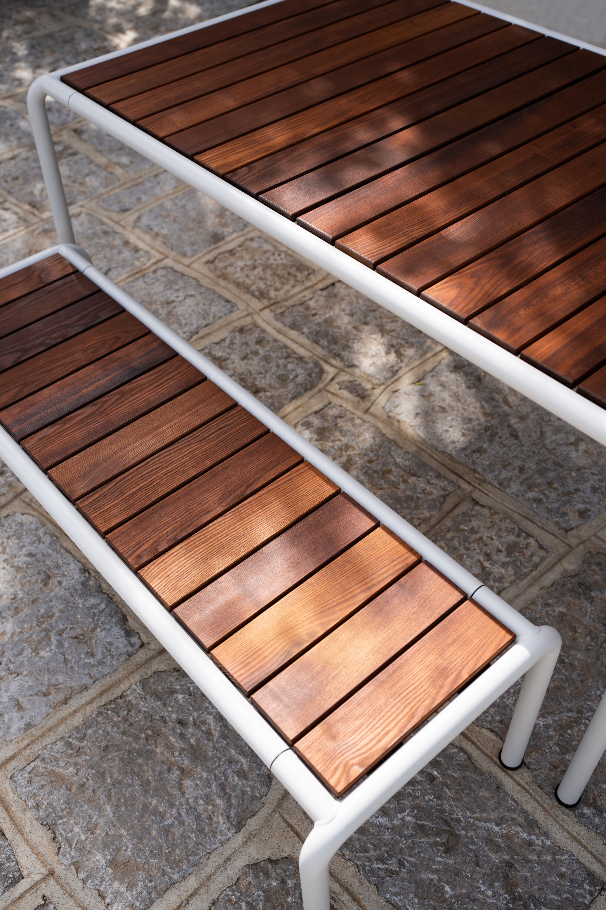 Avanti Dining Table