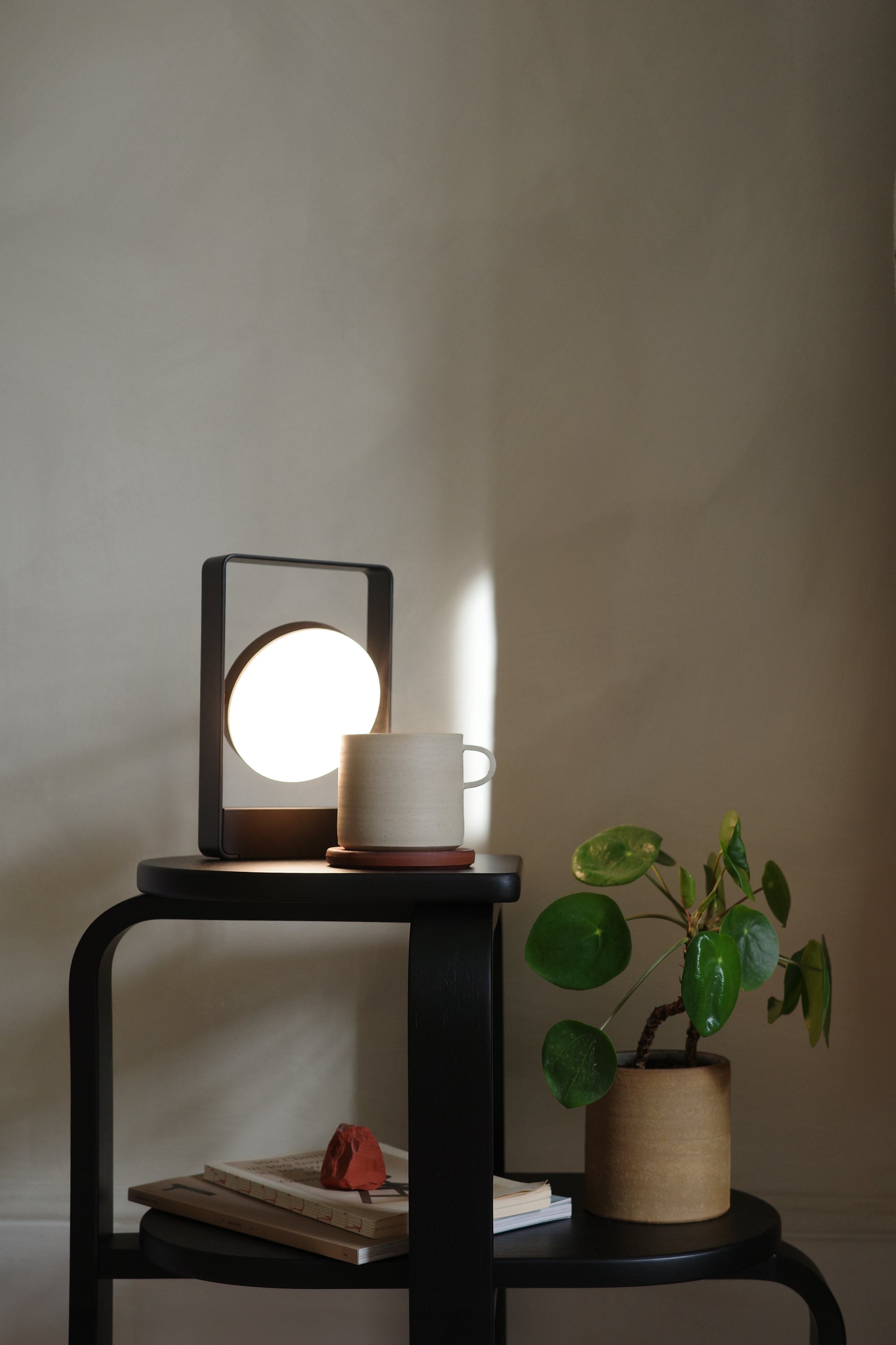 Mouro Portable Lamp