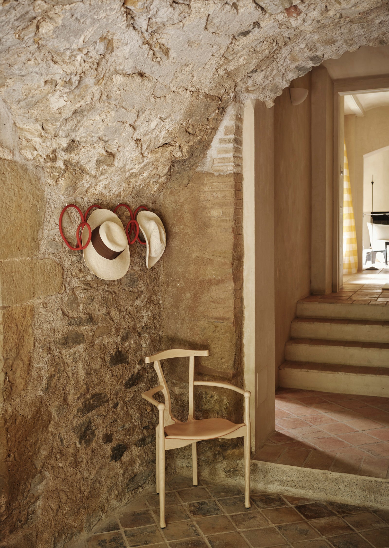 Gaulino Chair — Hide Seat