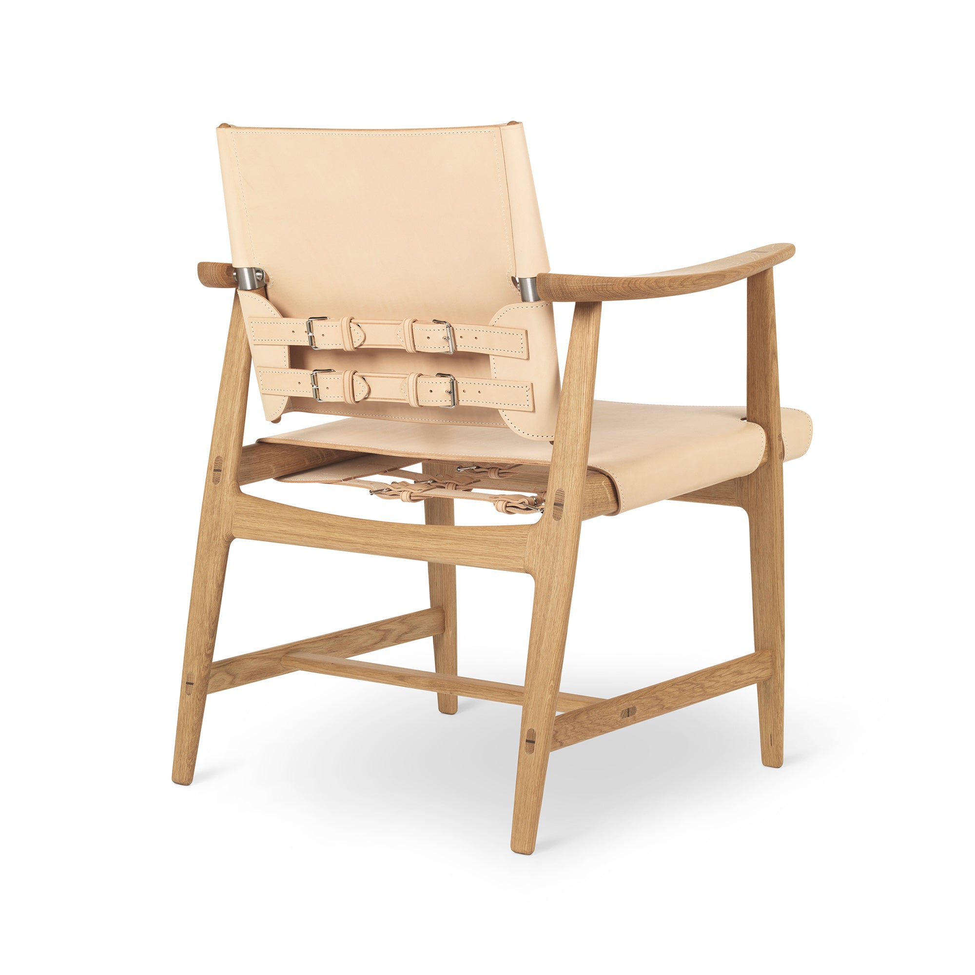 BM1106 Huntsman Chair