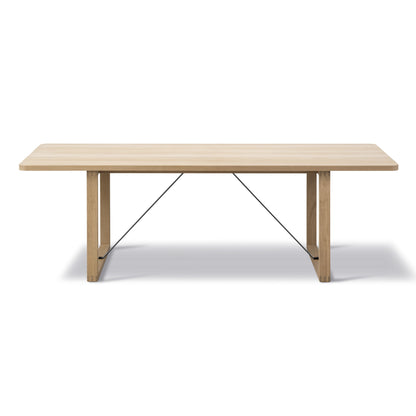 BM67 Coffee Table
