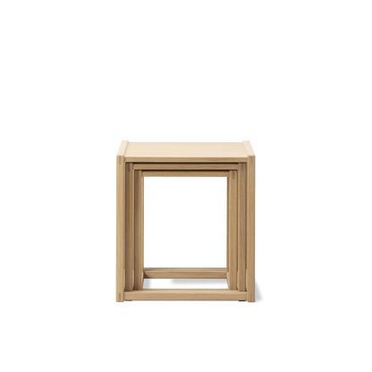 BM375 Nesting Tables