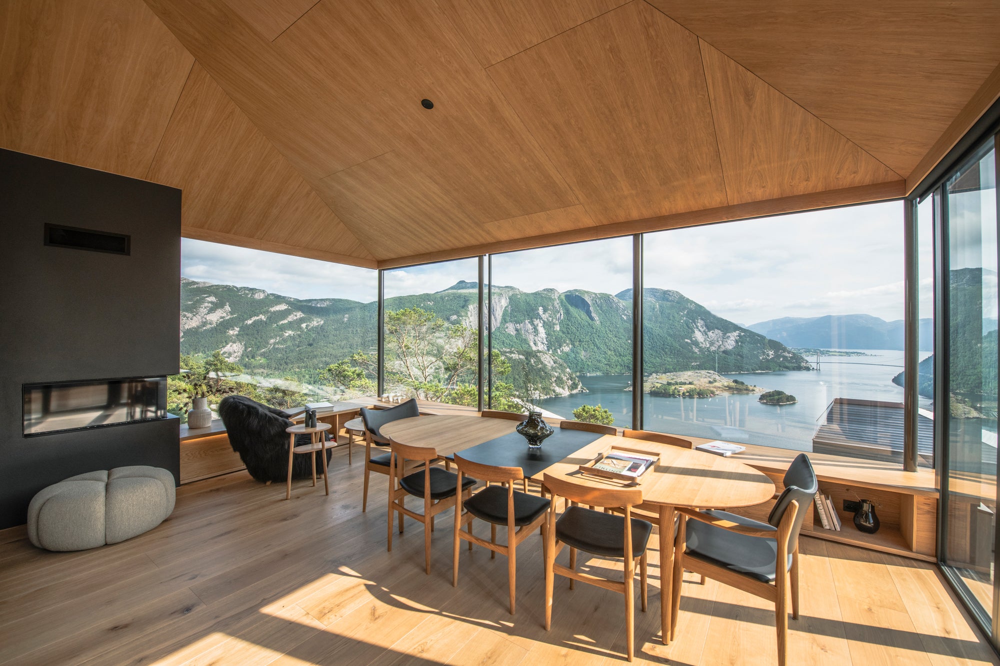 Veng Dining Armchair
