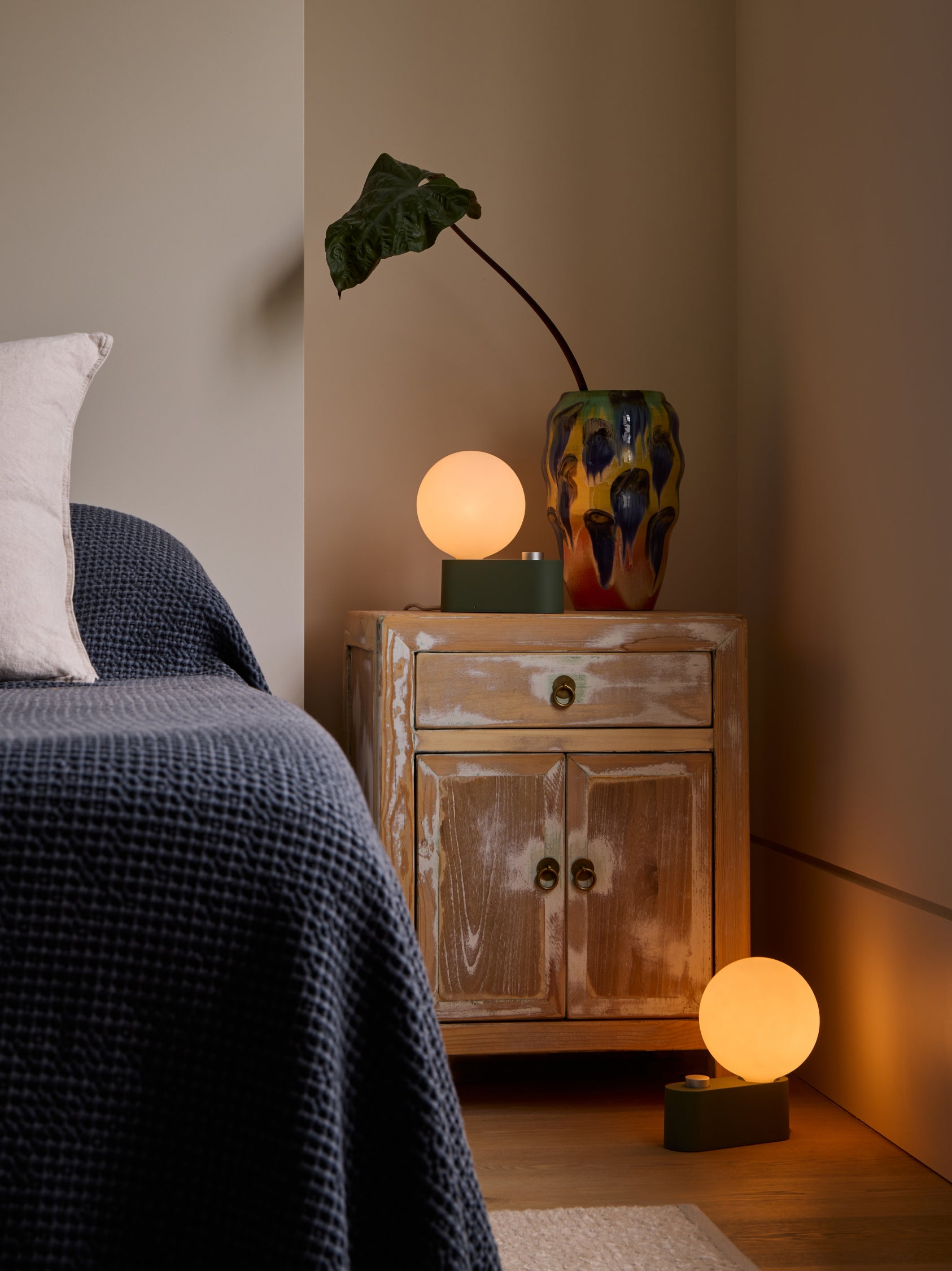 Alumina Table and Wall Lamp
