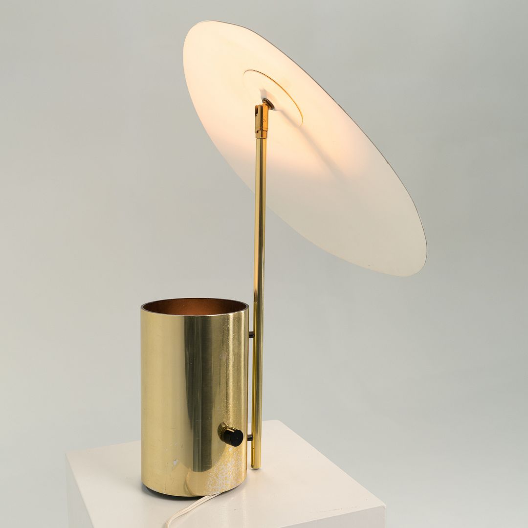 Half-Nelson Table Lamp