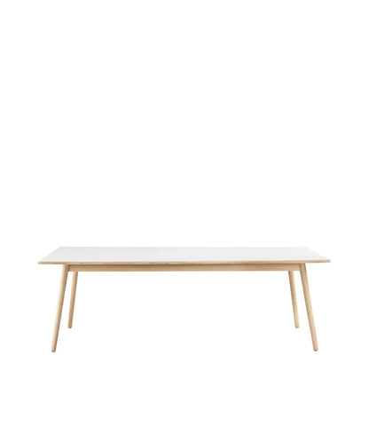 C35C Dining Table — Nature Lacquered Oak/Light Grey Linoleum