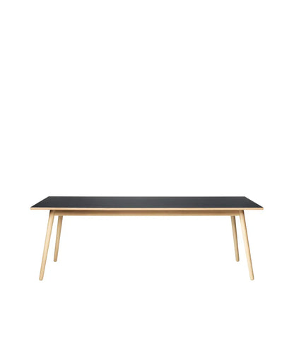 C35C Dining Table — Nature Lacquered Oak/Black Linoleum