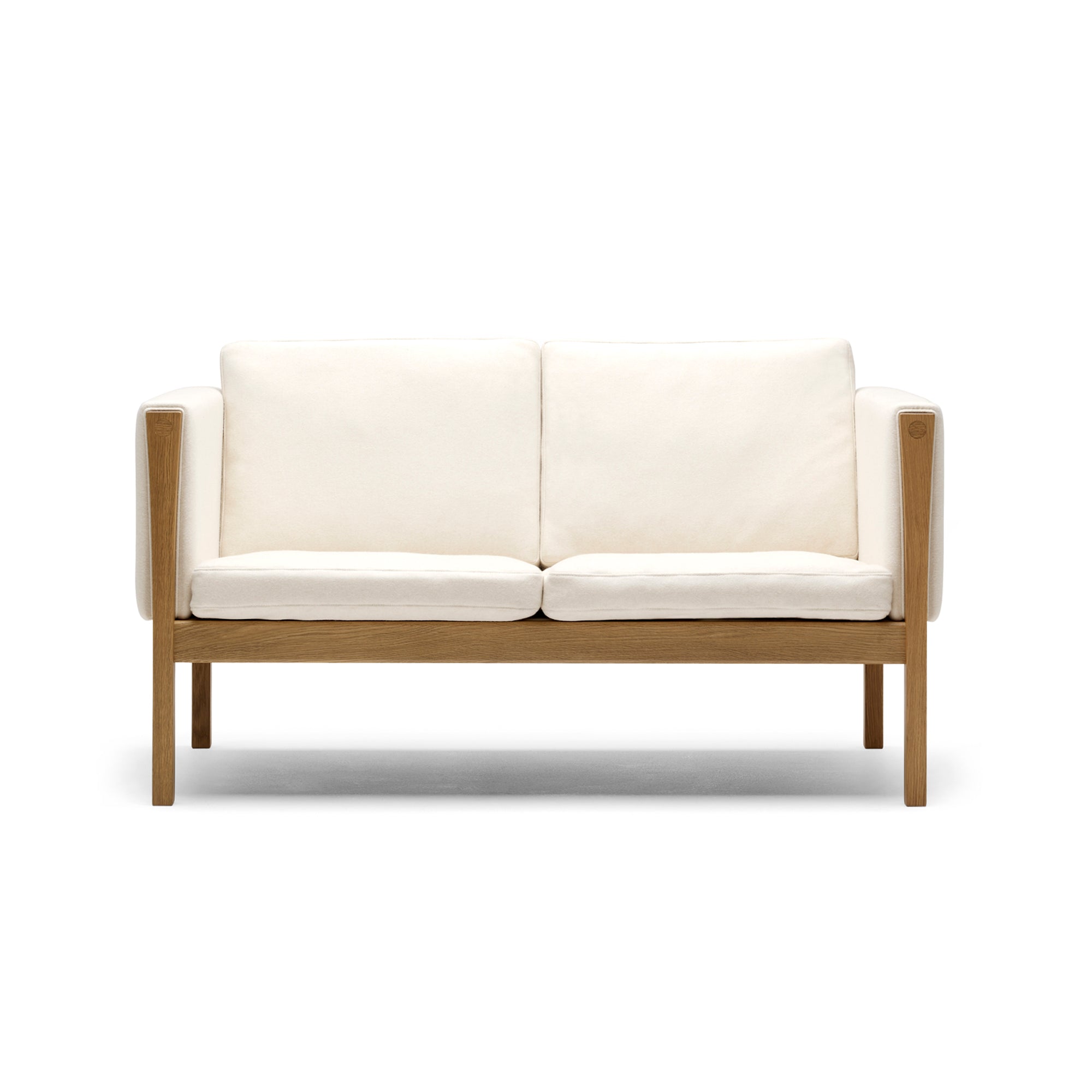 CH162 Sofa