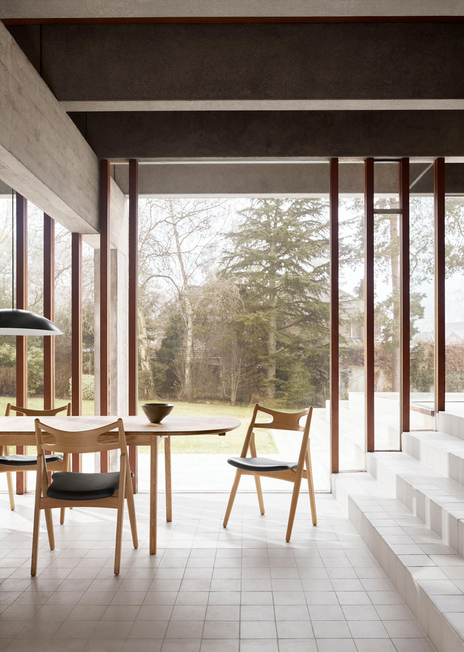 CH29P Sawbuck Chair