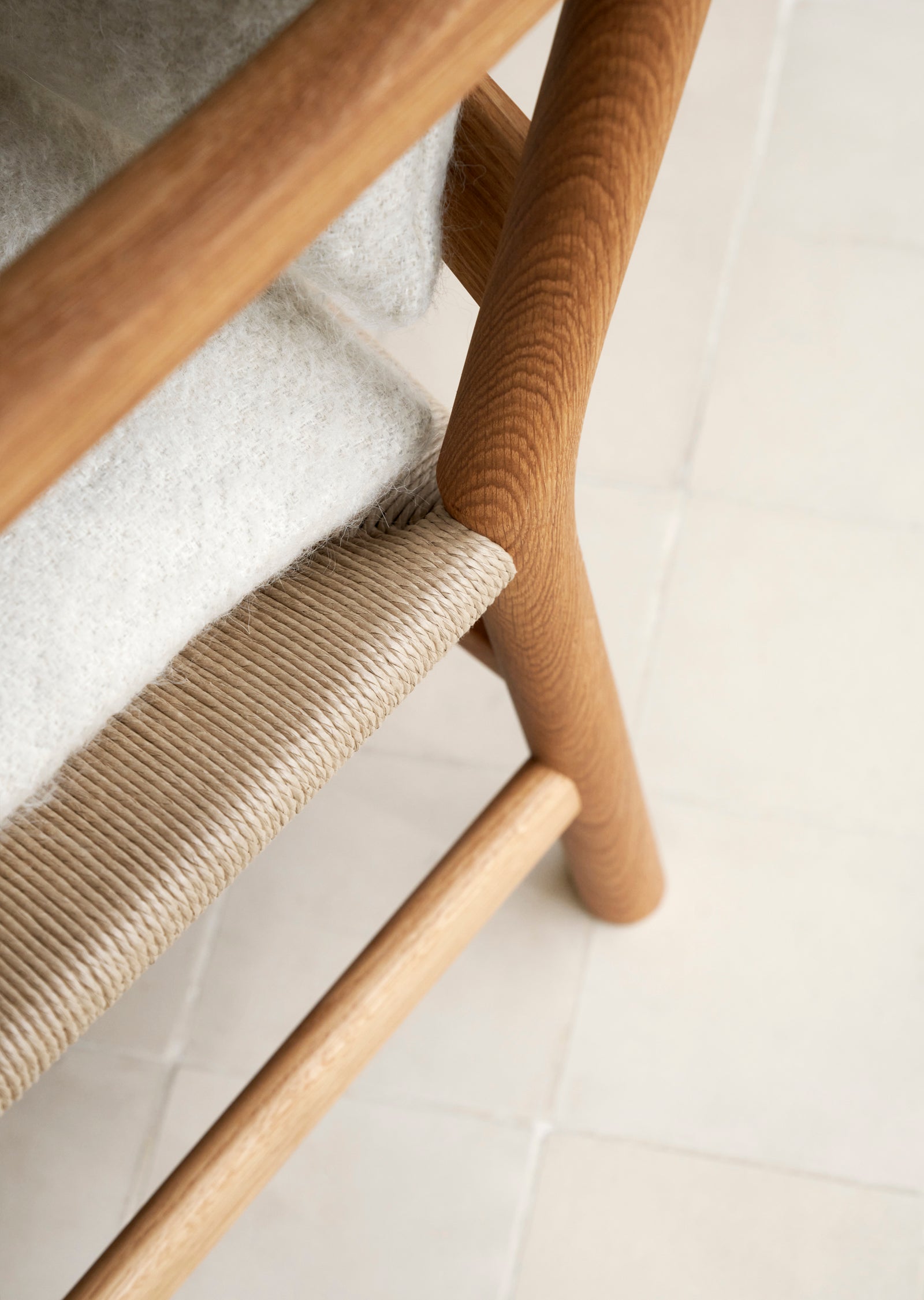CH44 Lounge Chair