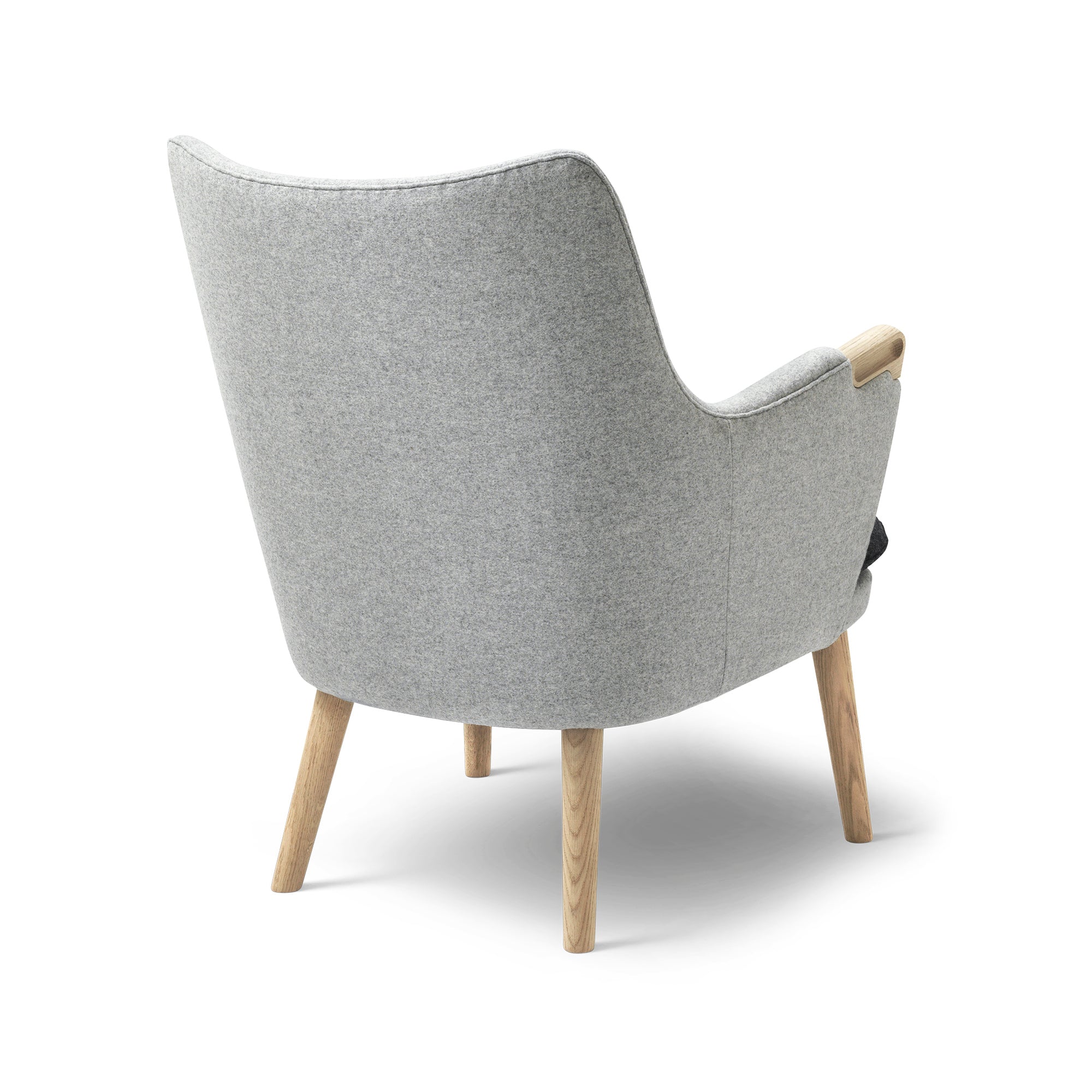 CH71 Lounge Chair