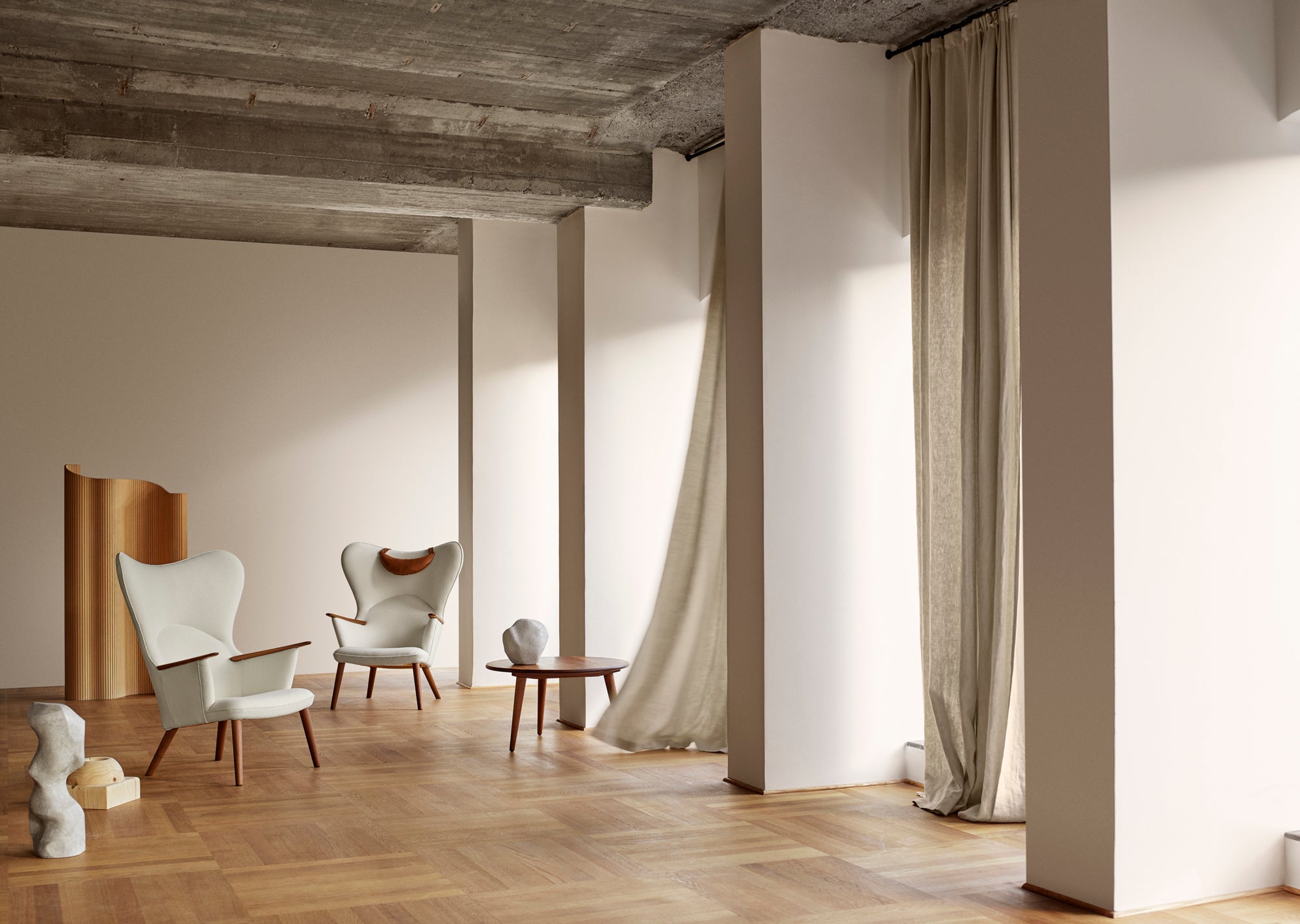 CH78 Mama Bear Lounge Chair