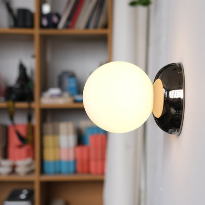 Monroe Sconce