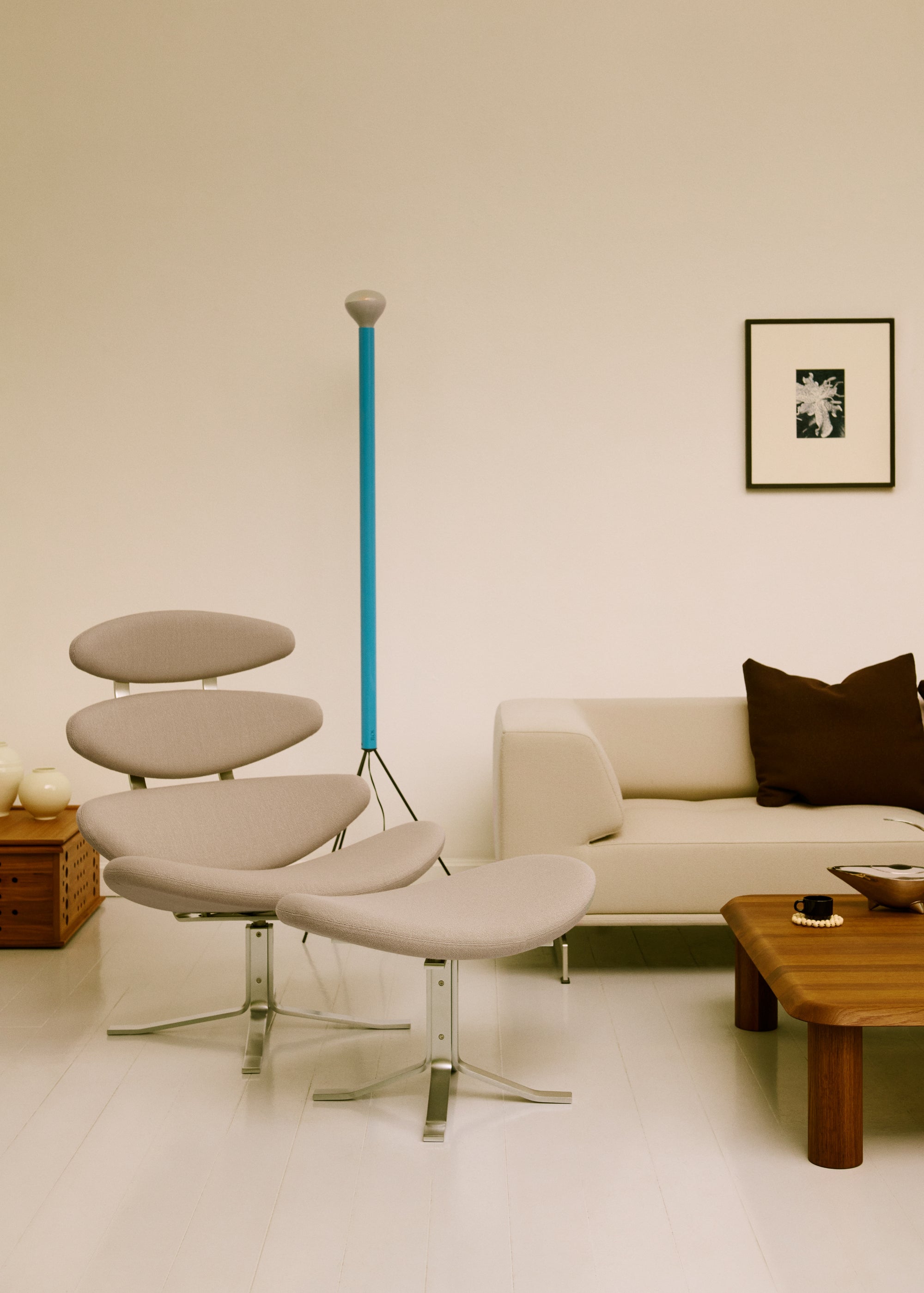 Corona Ottoman