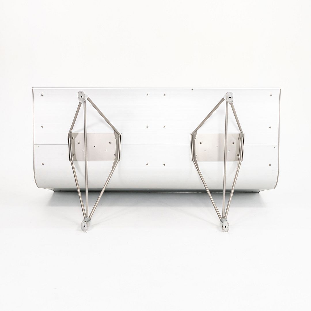 Aero Sofa