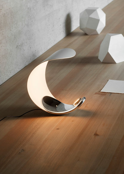 Curl Table Lamp