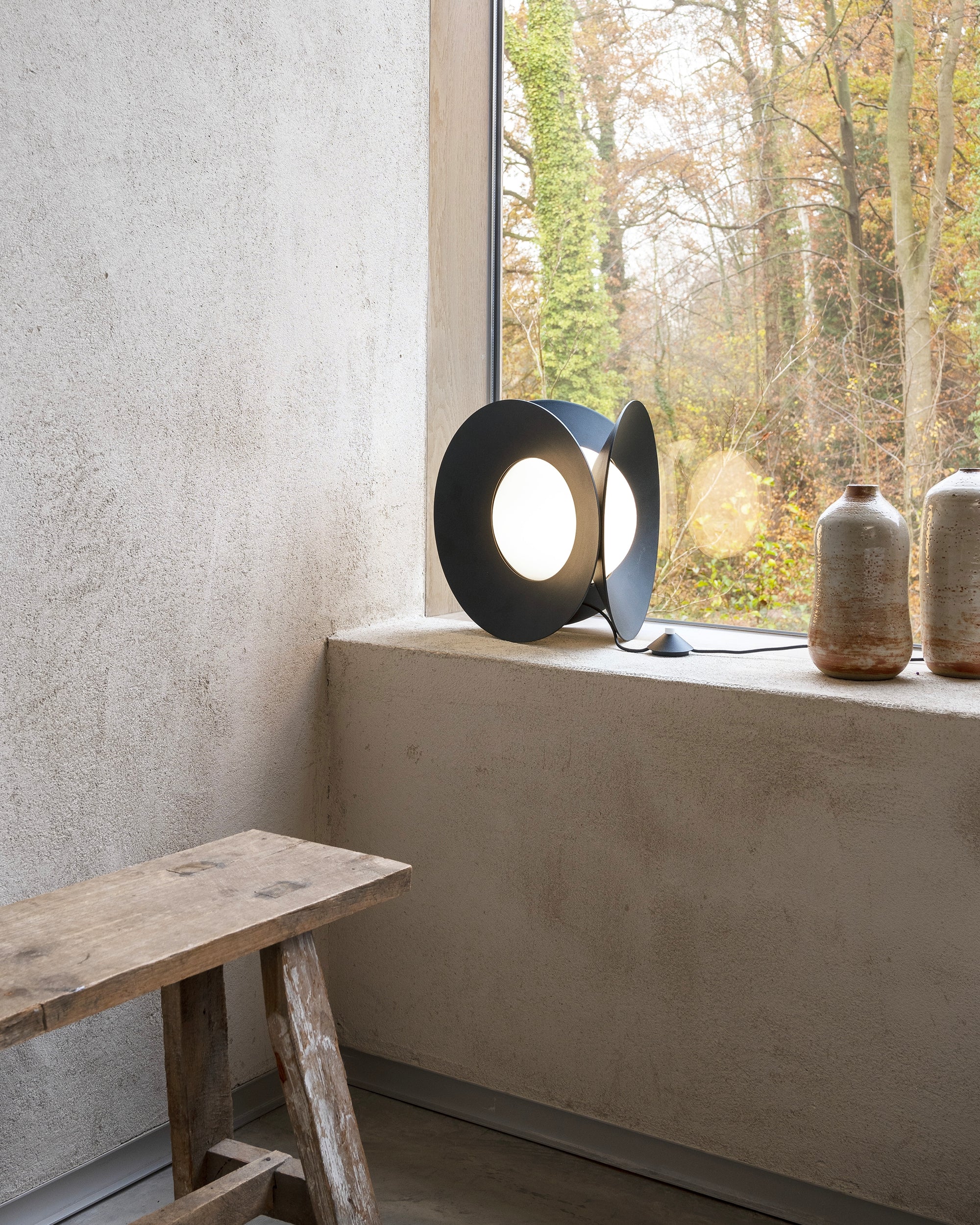 Armen Table Lamp
