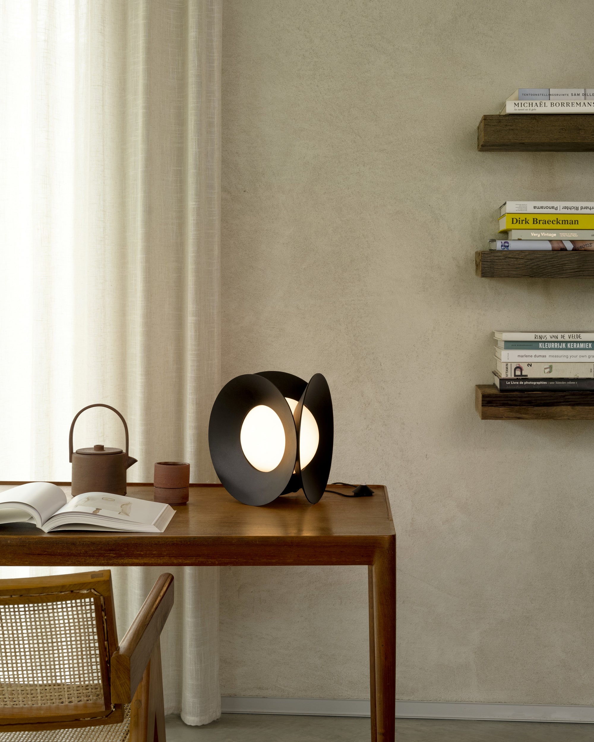 Armen Table Lamp