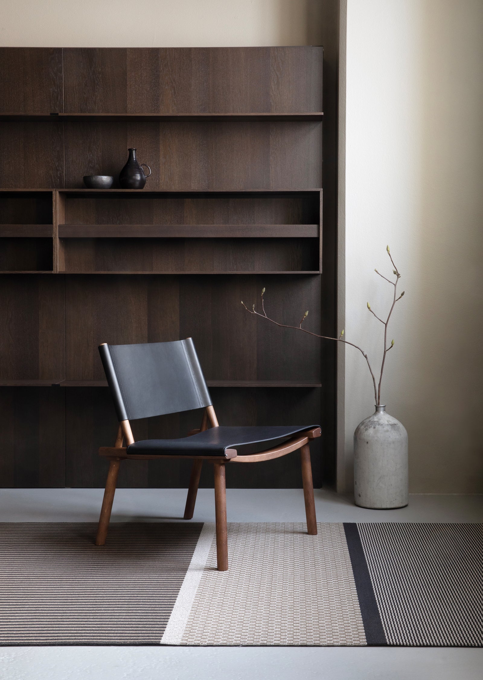 December Lounge Chair