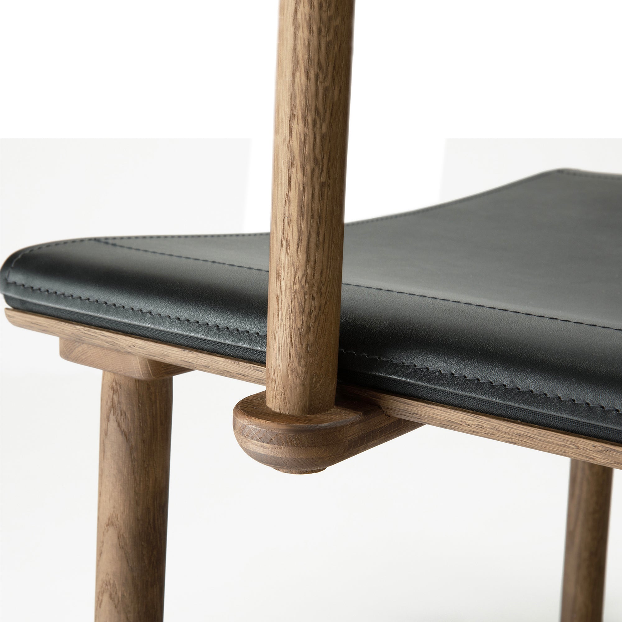 December Lounge Armchair