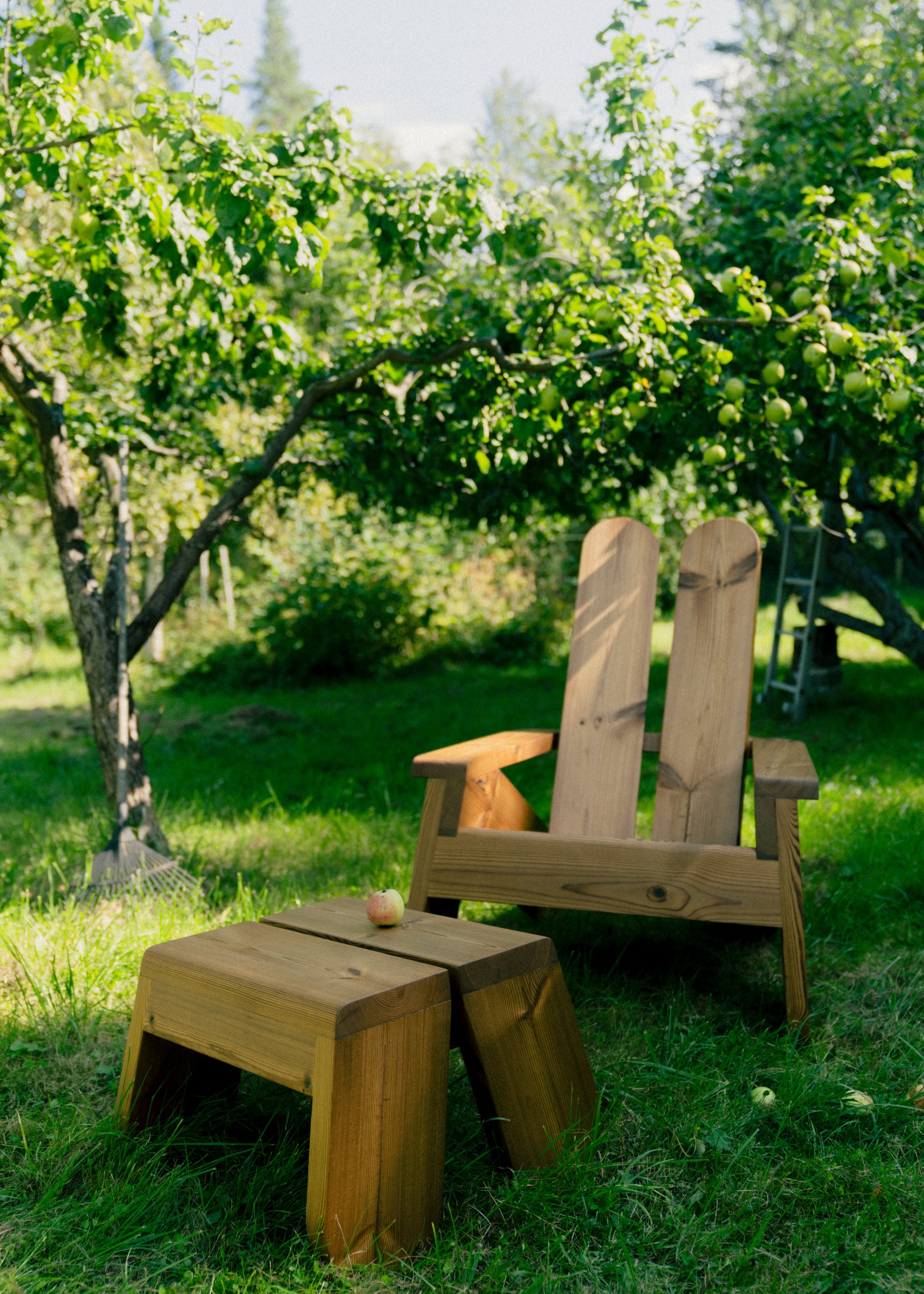 015 Peace Outdoor Footstool